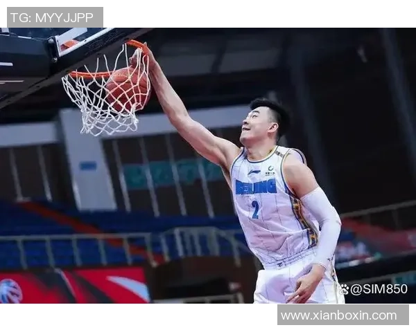 李慕豪：从篮球新星到职业生涯巅峰的奋斗历程与成长故事